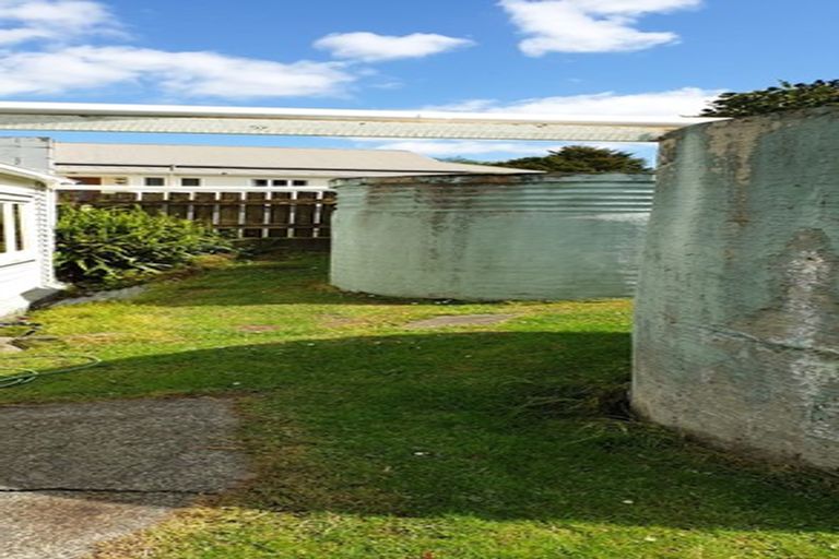 Photo of property in 2048 Paparoa Valley Road, Paparoa, 0571