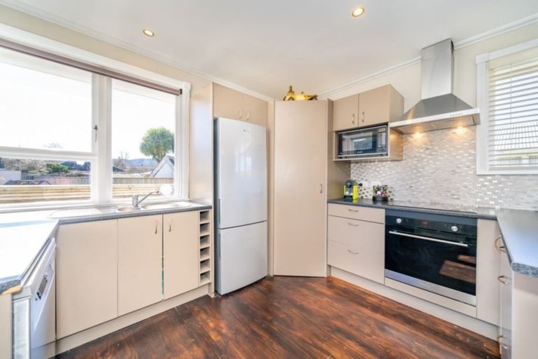 Photo of property in 11 Hector Grove, Trentham, Upper Hutt, 5018