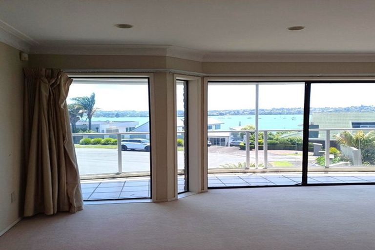 Photo of property in 11 Lilford Place, Half Moon Bay, Auckland, 2012