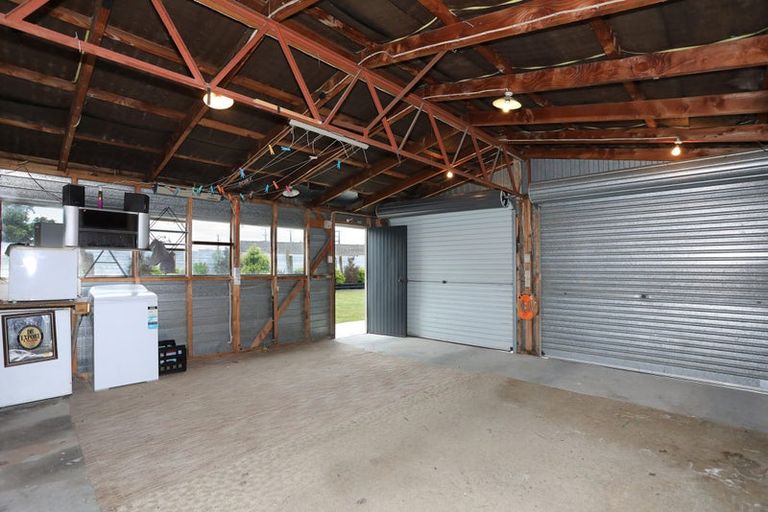 Photo of property in 4 Maple Street, Bunnythorpe, Palmerston North, 4478