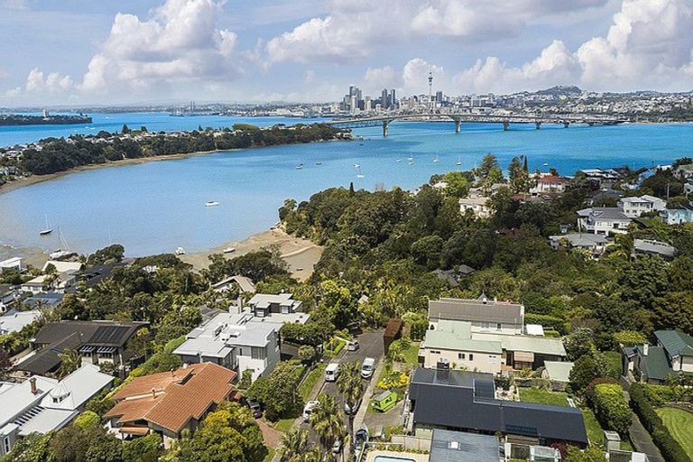 Photo of property in 5 Peregrine Place, Birkenhead, Auckland, 0626
