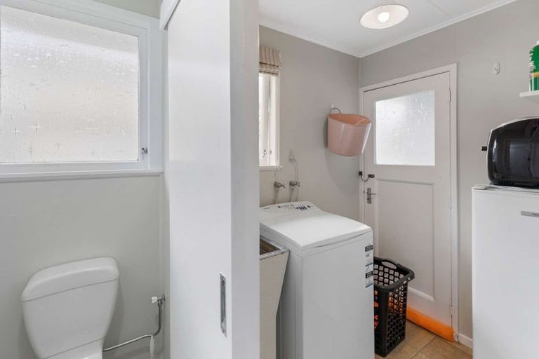 Photo of property in 13 Russell Street, Marton, 4710