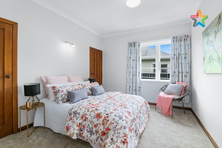 Photo of property in 15 Godley Street, Waterloo, Lower Hutt, 5011