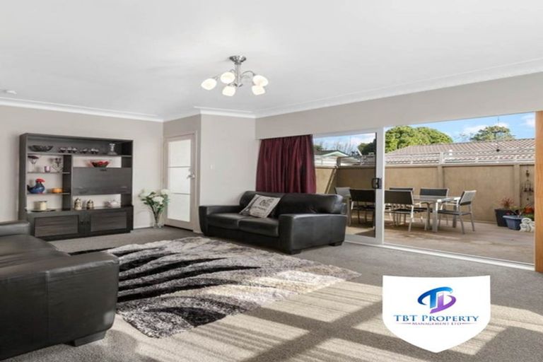 Photo of property in 78 Rosehill Drive, Rosehill, Papakura, 2113