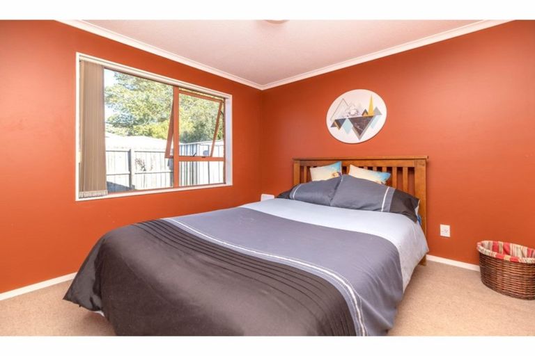 Photo of property in 78a Shortland Street, Wainoni, Christchurch, 8061