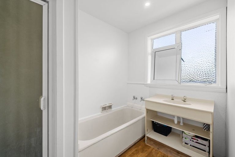 Photo of property in 5 Orrick Crescent, Avondale, Christchurch, 8061