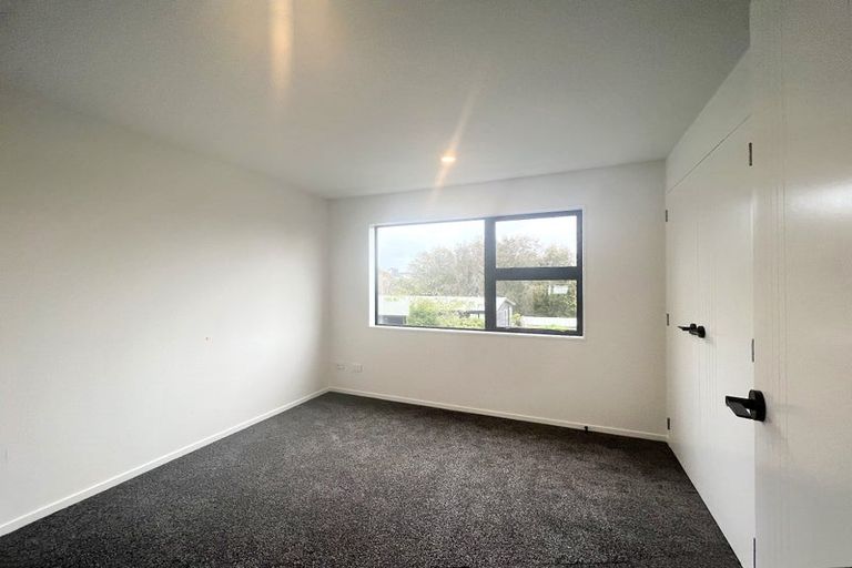 Photo of property in 2/13 Grove Lane, Pakuranga, Auckland, 2010