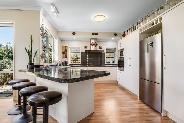 Photo of property in 86 Twin Oak Avenue, Papamoa Beach, Papamoa, 3118