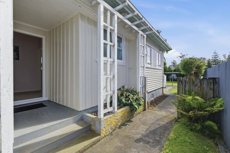 Photo of property in 6 Brunswick Road, Aramoho, Whanganui, 4500