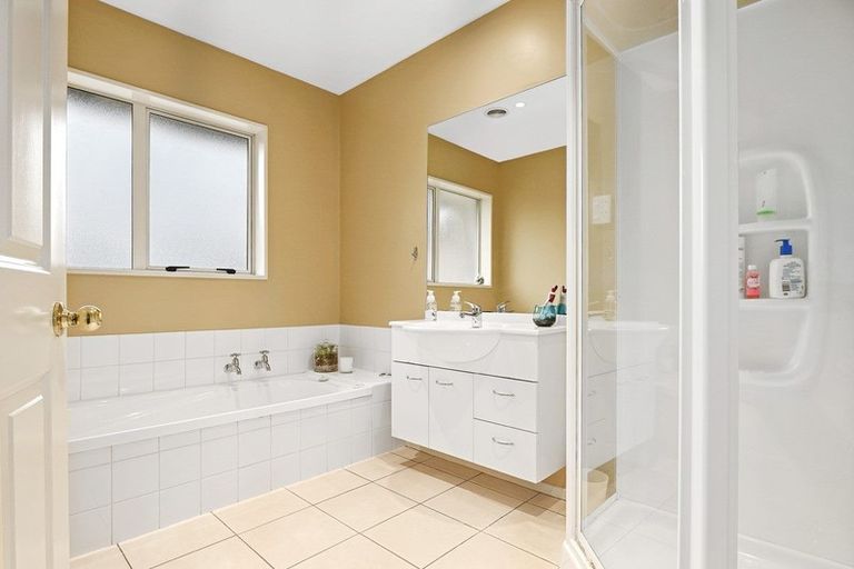 Photo of property in 163 Regent's Park Drive, Casebrook, Christchurch, 8051