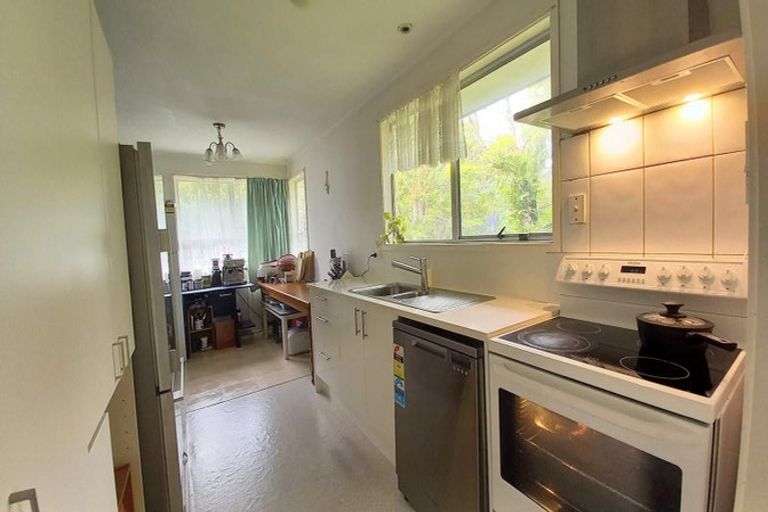 Photo of property in 405 Bucklands Beach Road, Bucklands Beach, Auckland, 2012