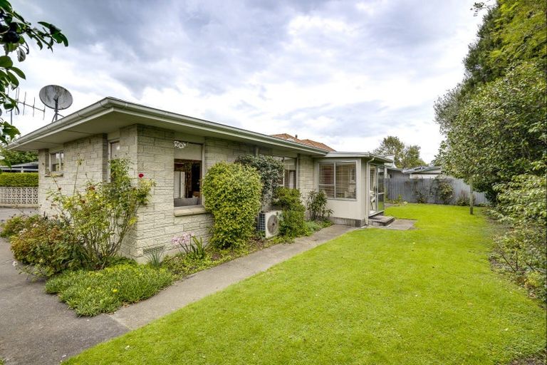 Photo of property in 403b Market Street South, Hastings, 4122