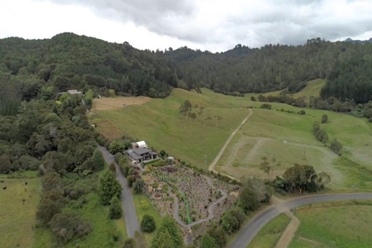 Photo of property in 101 Puketui Valley Road, Hikuai, 3579