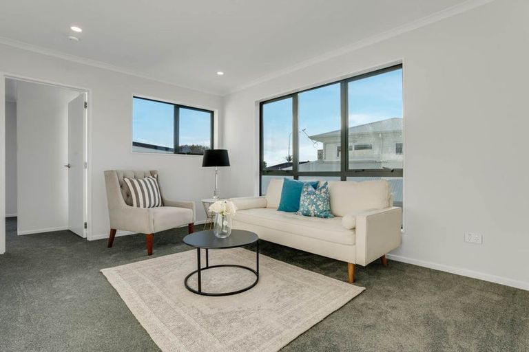 Photo of property in 6c Becker Drive, Weymouth, Auckland, 2103