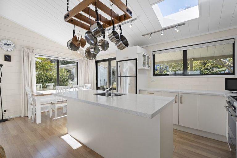 Photo of property in 136 Reotahi Road, Whangarei Heads, Whangarei, 0174