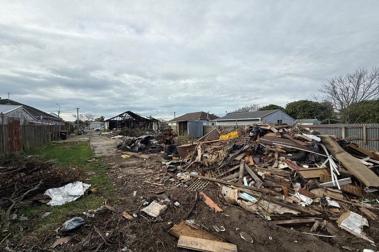 Photo of property in 104 Estuary Road, South New Brighton, Christchurch, 8062