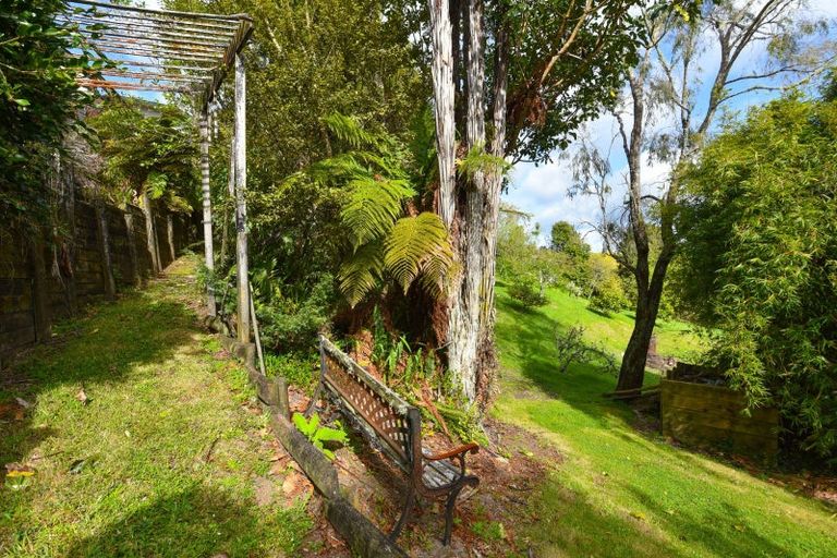 Photo of property in 43 Oxford Road, Lake Rotoma, Rotorua, 3074