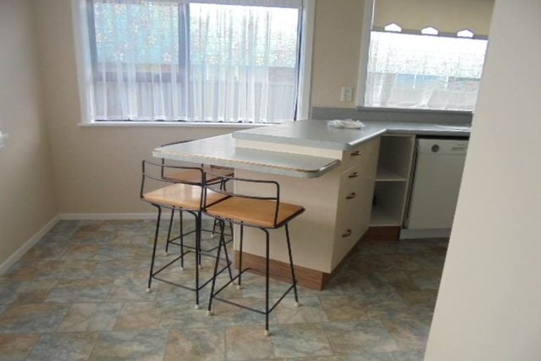 Photo of property in 132 Liverpool Street, Levin, 5510