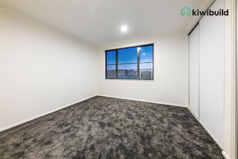 Photo of property in 28 Bellbird Street, Papakura, 2110