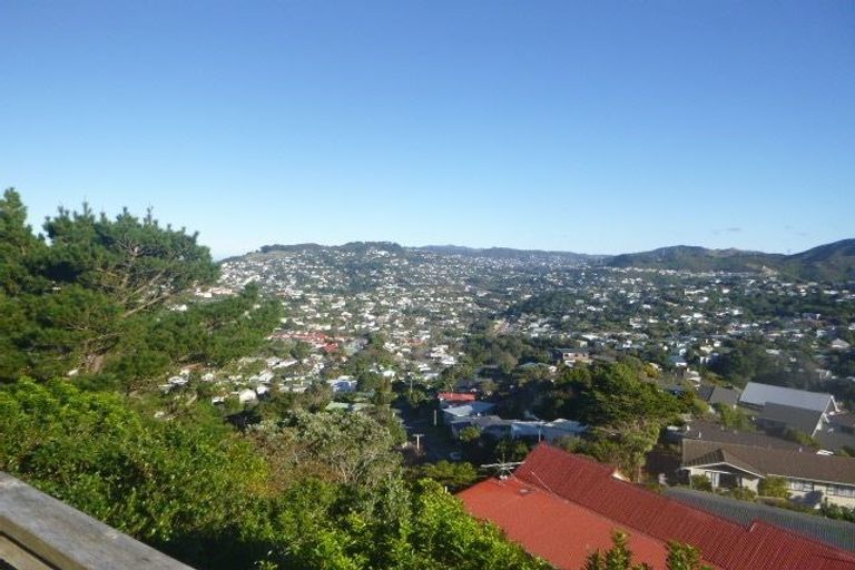 Photo of property in 9a Gavaskar Place, Khandallah, Wellington, 6035