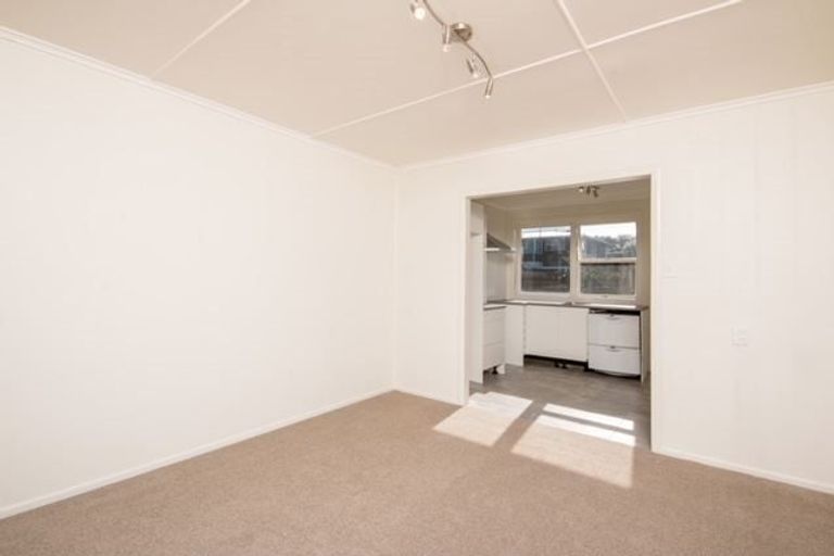Photo of property in 39 Alice Avenue, Orewa, 0931