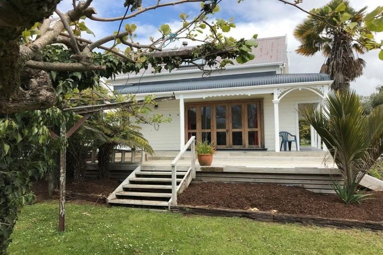 Photo of property in 29 Central Takaka Road, Takaka, 7183