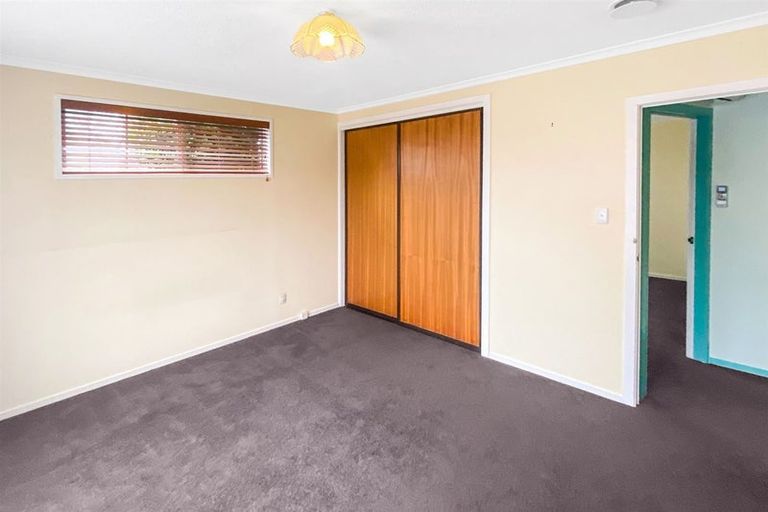Photo of property in 68 Karnak Crescent, Russley, Christchurch, 8042