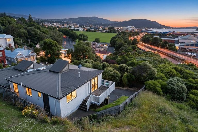 Photo of property in 73a Grosvenor Street, Kensington, Dunedin, 9011