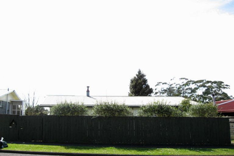 Photo of property in 26 Durham Avenue, Welbourn, New Plymouth, 4312