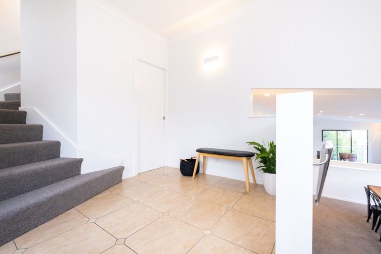 Photo of property in 5a Corry Avenue, Bluff Hill, Napier, 4110