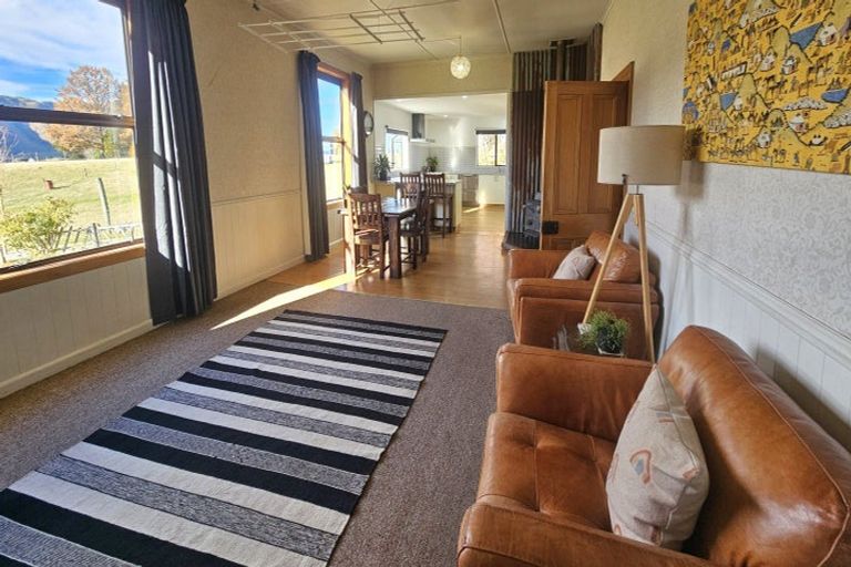 Photo of property in 4 Cemetery Road, Albury, 7984