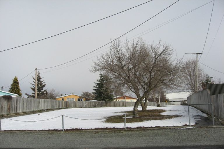 Photo of property in 23 Hunter Crescent, Twizel, 7901