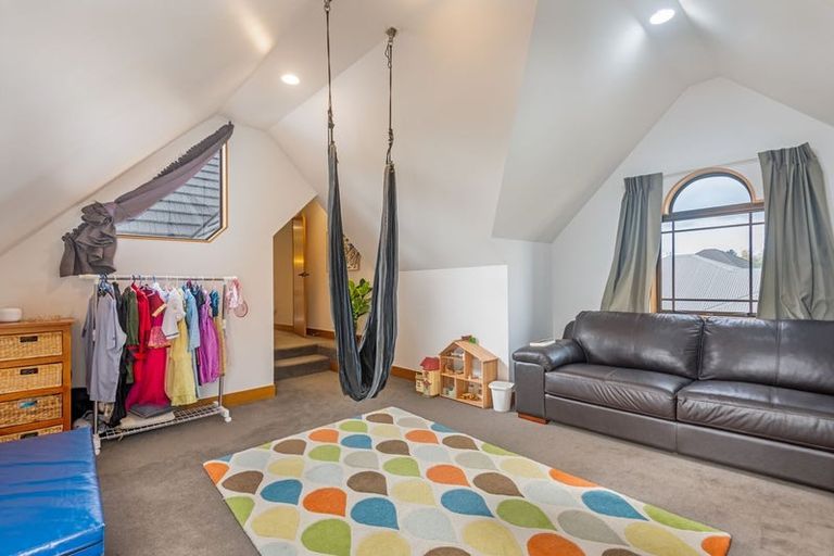 Photo of property in 23 Balmoral Drive, Terrace End, Palmerston North, 4410