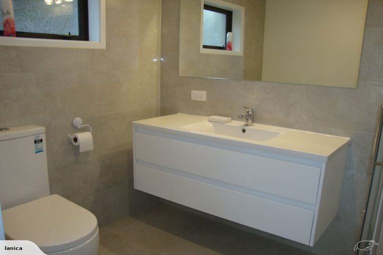 Photo of property in 1/36 Palliser Lane, Browns Bay, Auckland, 0630