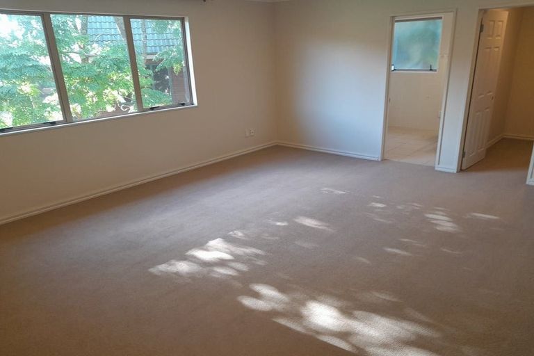 Photo of property in 10 Summerfield Lane, Albany, Auckland, 0632