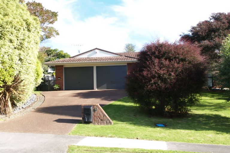 Photo of property in 9 Eastridge Court, Northpark, Auckland, 2013