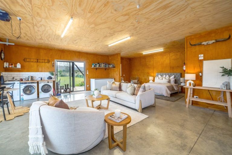 Photo of property in 50 Flax Cutter Lane, Woodside, Greytown, 5794