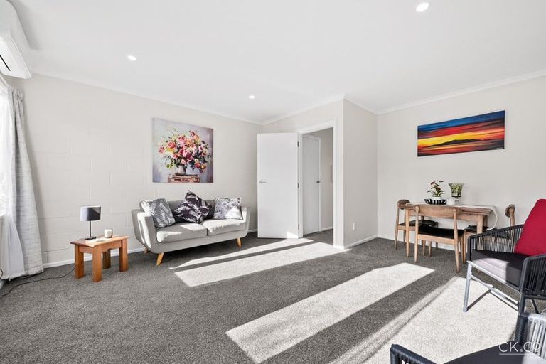Photo of property in 3/6-8 Keys Street, Elderslea, Upper Hutt, 5018