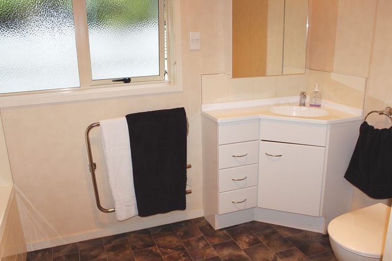 Photo of property in 4b Princes Street, Kensington, Whangarei, 0112