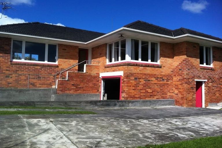 Photo of property in 35 Barrack Road, Mount Wellington, Auckland, 1060