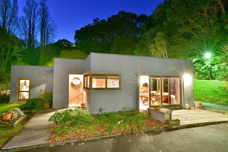 Photo of property in 1 Arkles Strand, Arkles Bay, Whangaparaoa, 0932