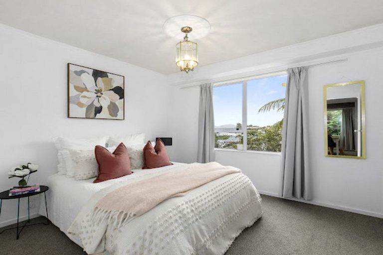 Photo of property in 2/259 Major Drive, Kelson, Lower Hutt, 5010