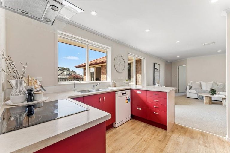 Photo of property in 44 Alec Craig Way, Gulf Harbour, Whangaparaoa, 0930