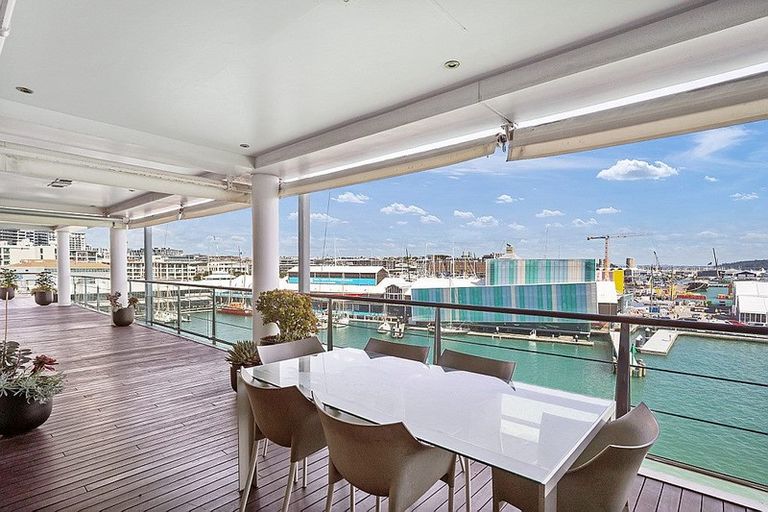 Photo of property in Shed 23 Princess Wharf Apartments, 34/145 Quay Street, Auckland Central, Auckland, 1010