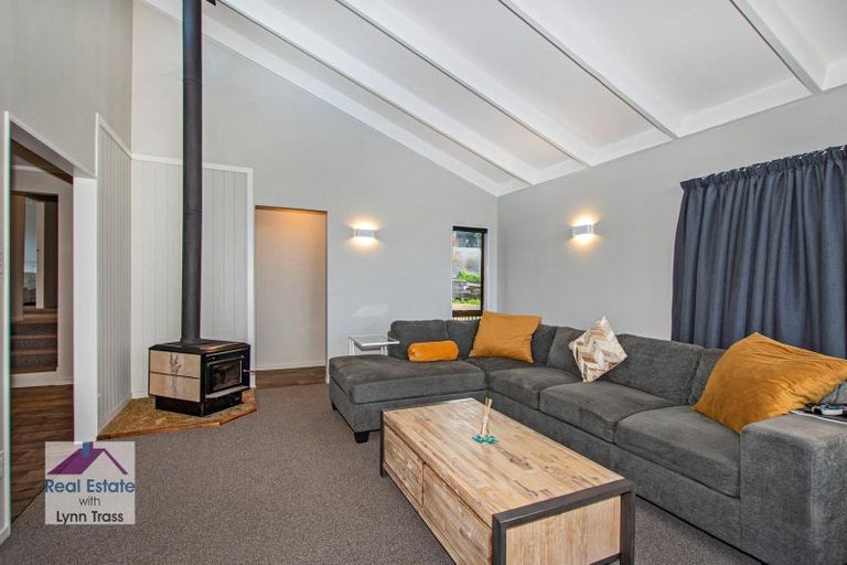 Photo of property in 13 Barclay Place, Te Kamo, Whangarei, 0112