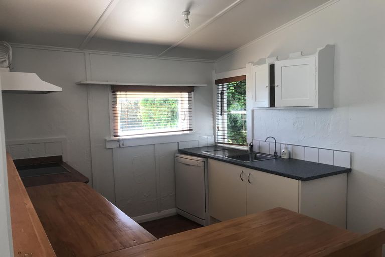 Photo of property in 26 Rose Street, Raglan, 3225