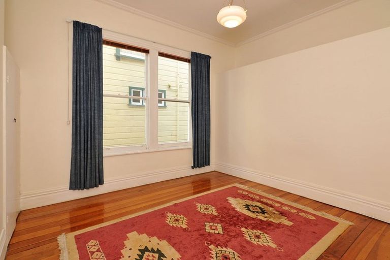 Photo of property in 9 Park Street, Thorndon, Wellington, 6011
