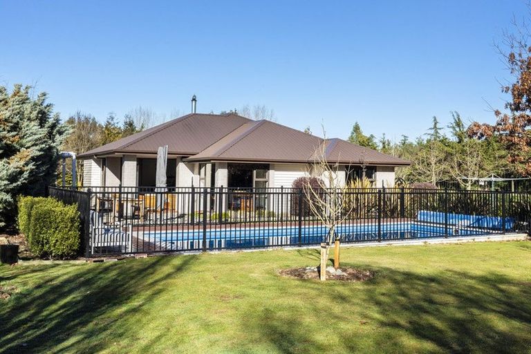 Photo of property in 11 Joshua Place, West Melton, Christchurch, 7675