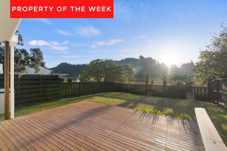 Photo of property in 136b Sharyn Place, Whangamata, 3620