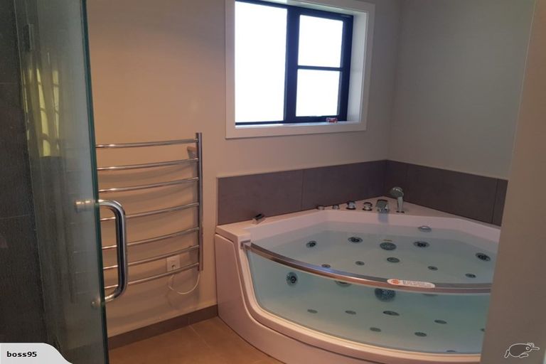 Photo of property in 33 Edith Collier Drive, Otamatea, Whanganui, 4500